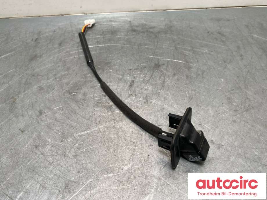 Parkeringskamera bak til Mazda CX-3 2015-2022  (D24M67RC0|D2Y267RCX|)