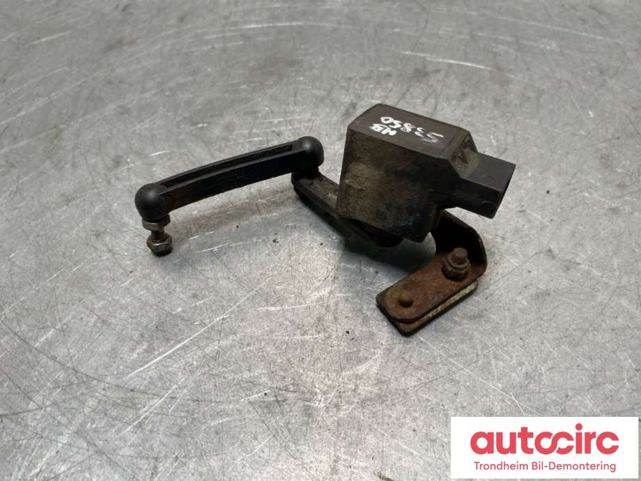 Sensor nivå, høyre bak til BMW X5, 2000-2006 (E53) (E53) (37 14 6 784 697)