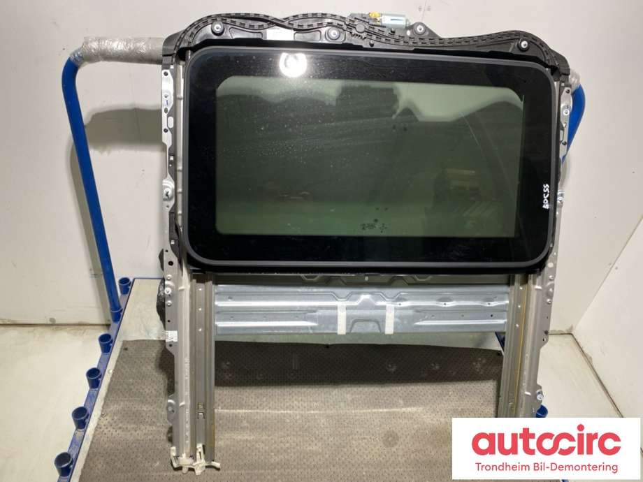 Takluke til BMW 4-Serie, 2013-2020 (F32/F33/F36) (F32/F33/F36) (54 10 7 300 238)