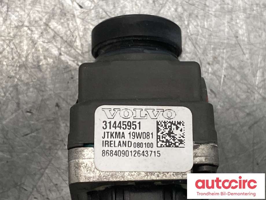 Parkeringskamera bak til Volvo V60 / V60 CC 2018-->> (Type II)  (31445951|)