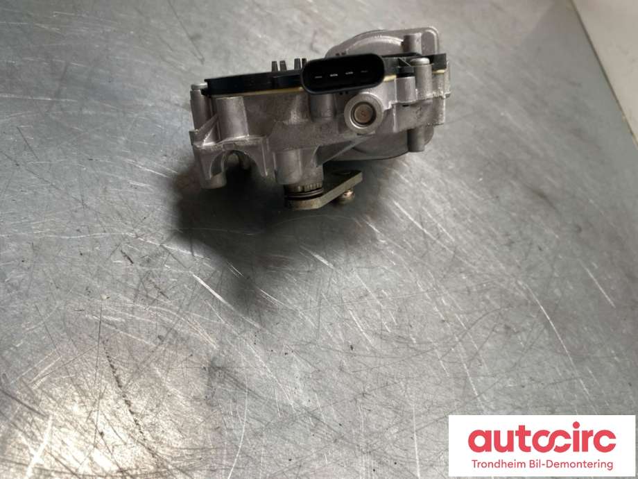 Viskermotor frontrute til BMW 4-Serie 2013-2020 (F32/F33/F36) (F32/F33/F36) (7267503|61 61 7 260 488|)
