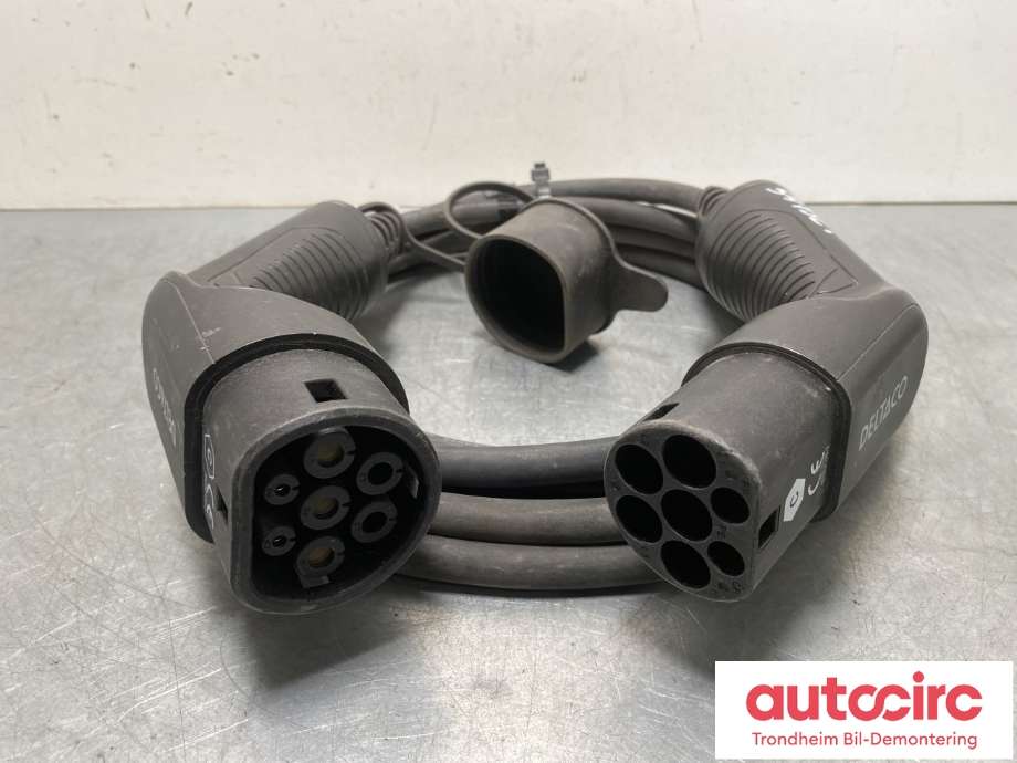 Batterilader kabel til Opel Vivaro C 2020-->>  (DELTACO|EN50620|62893-312017|V4-DSIEC2E-EV32P)