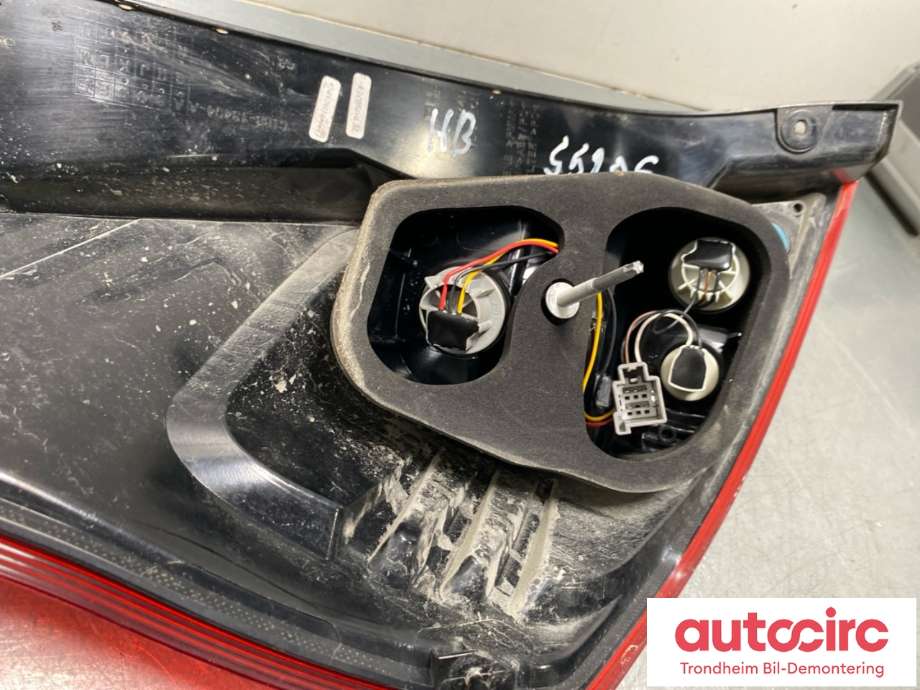 Baklykt høyre til Ford Fiesta 2013-2017 (Type VI, Fase 2) (1877010|C1BB-13404-AE|)