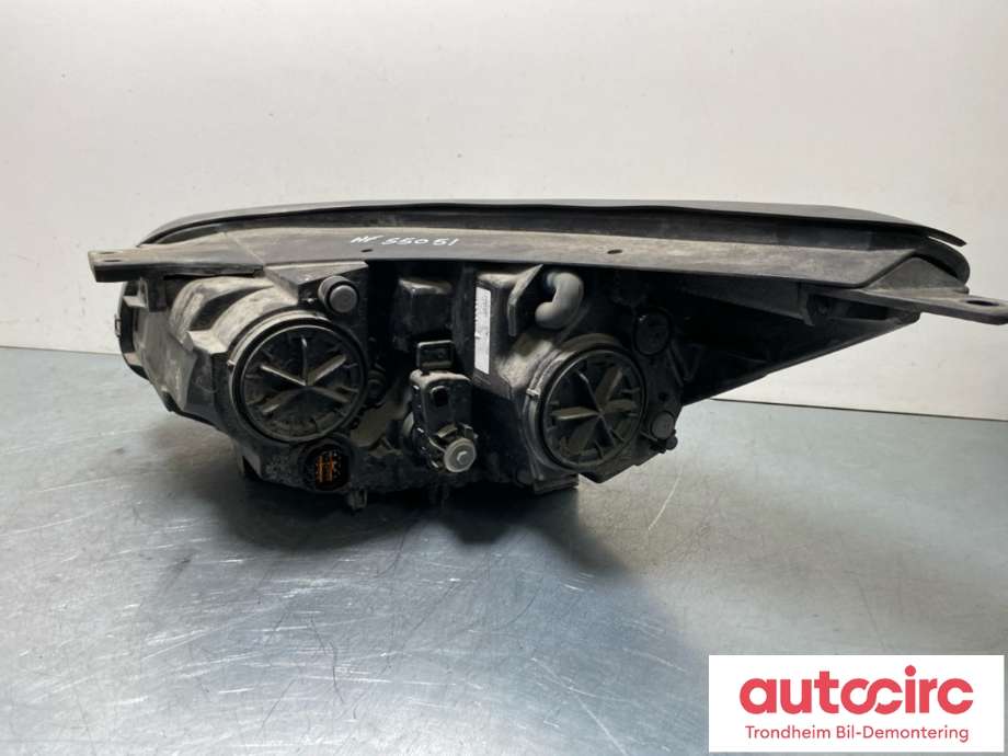 Frontlykt høyre halogen til Kia Soul 2014-2019 (Type II) (92102E40101D|)
