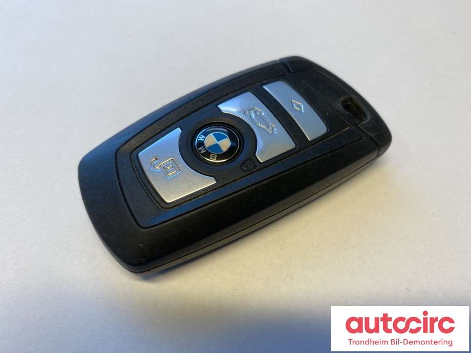 Nøkkel til BMW M5 2011-2017 (F10) (F10) (66 12 5 A57 FD0|)
