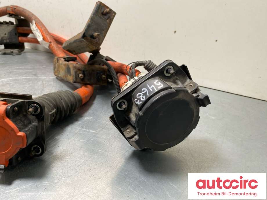 Batterilader inntak/luke til Nissan E-NV200 2014-->> (296B14FA1A|296B14FA0A|296B14FA8A)