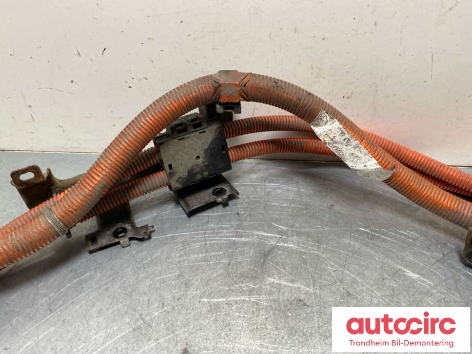 Batterilader inntak/luke til Nissan E-NV200 2014-->> (296B14FA1A|296B14FA0A|296B14FA8A)