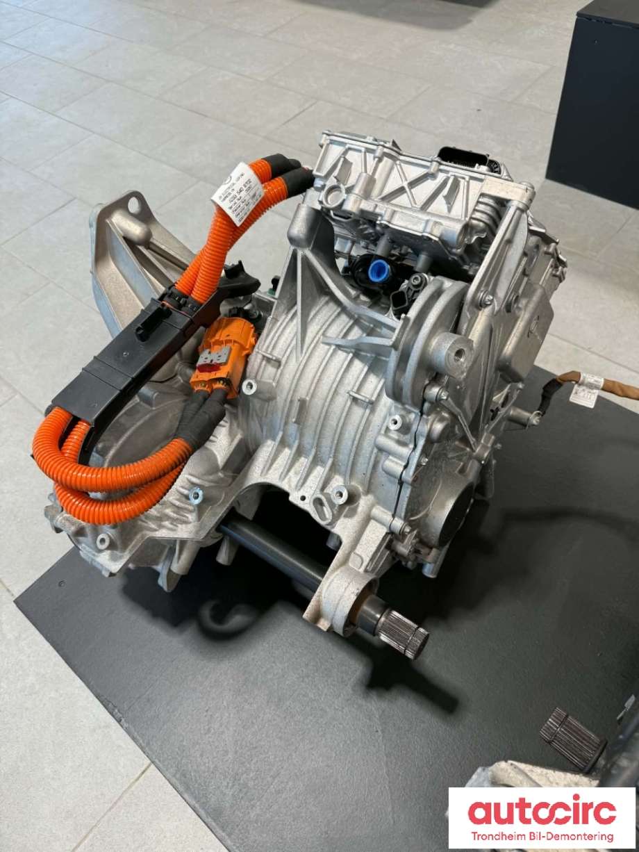 Motor elbil foran til Mercedes EQC 2019-->>  (A2933405000|A 293 340 68 00|)