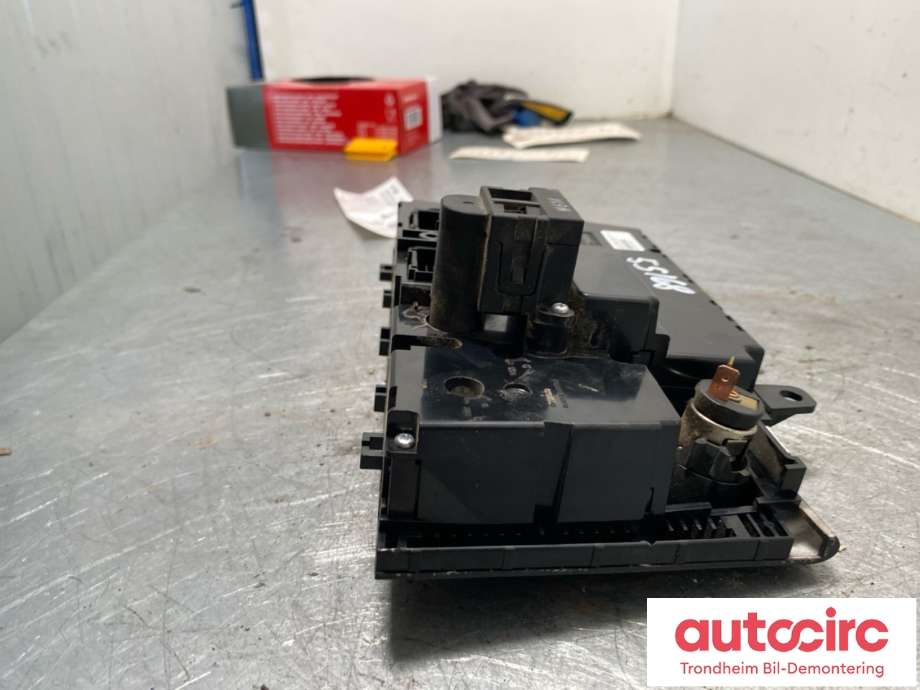 Varmeapparat betjening til Volvo XC90 2002-2006 (Type I, Fase 1)  (30782691|)