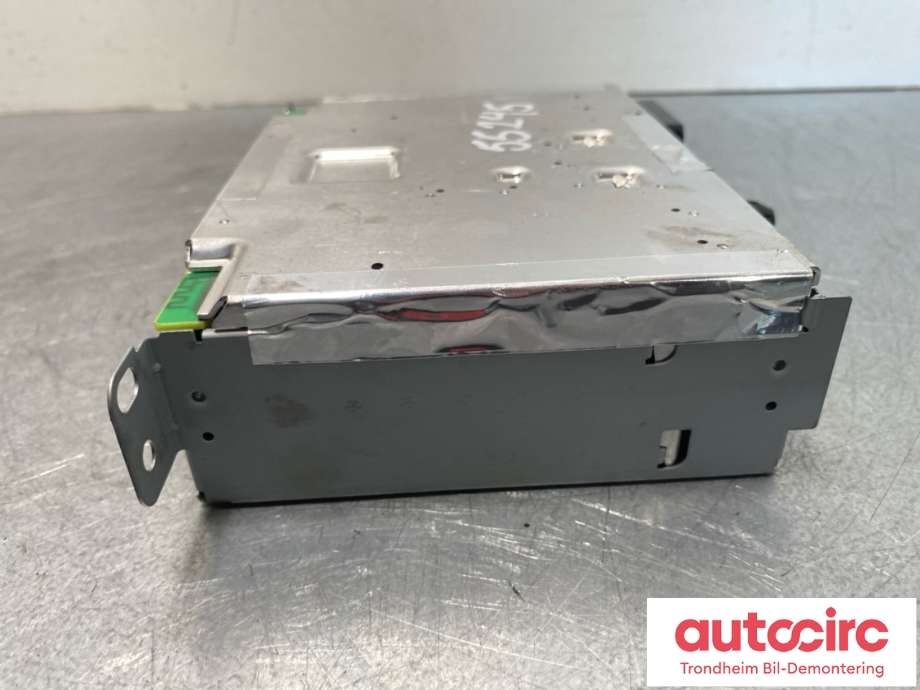 Bilstereo til Peugeot Expert 2016-->> (Type III)  (16 666 342 80|16 883 092 80|)