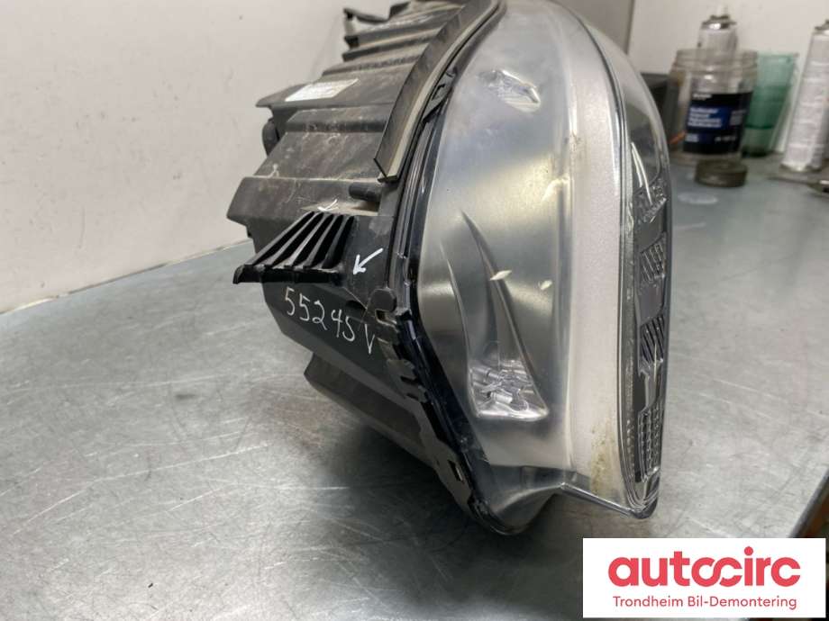 Frontlykt venstre halogen til Peugeot Expert 2016-->> (Type III)  (98 085 726 80|)