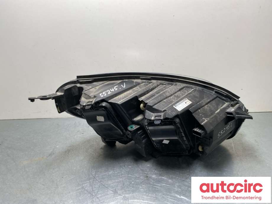 Frontlykt venstre halogen til Peugeot Expert 2016-->> (Type III)  (98 085 726 80|)