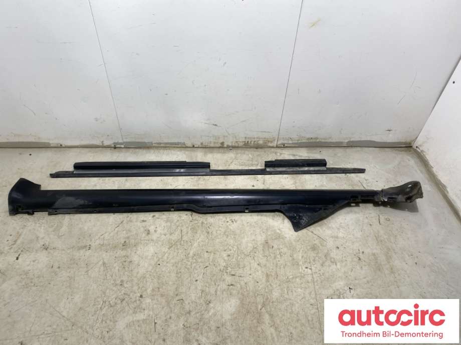 Kanalskjørt høyre til Audi S6, 1999-2003 (4B3 853 860)