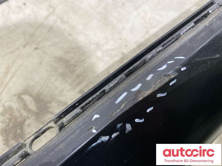 Kanalskjørt høyre til Audi S6 1999-2003 (4B3 853 860|)