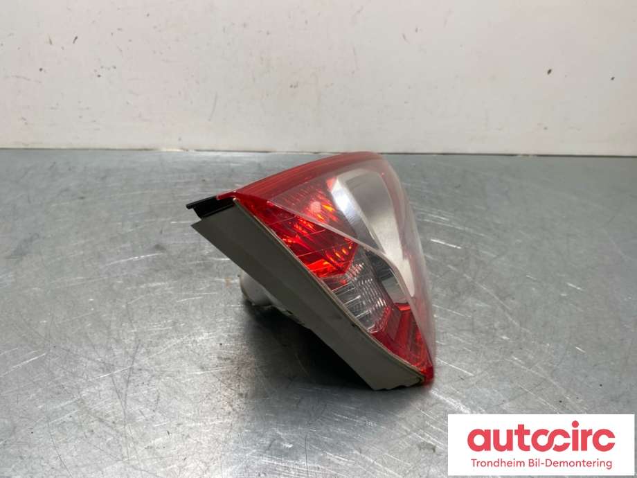 Baklykt venstre indre til Ford Kuga 2008-2012 (Type I) (1545445|8V41-13A603-AD|)