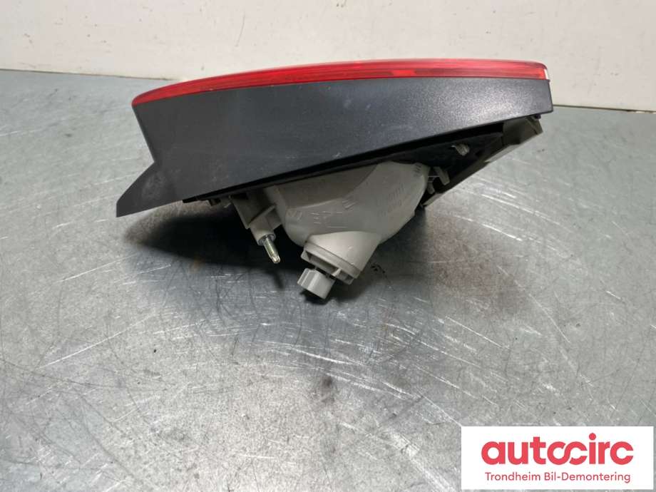 Baklykt venstre indre til Ford Kuga 2008-2012 (Type I) (1545445|8V41-13A603-AD|)