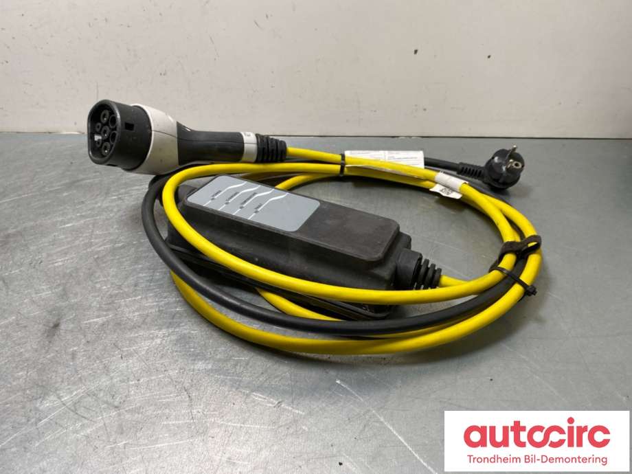 Batterilader kabel til BMW X5 2013-2018 (F15) (F15) (NØDLADER|6818619|61 44 6 818 626|)