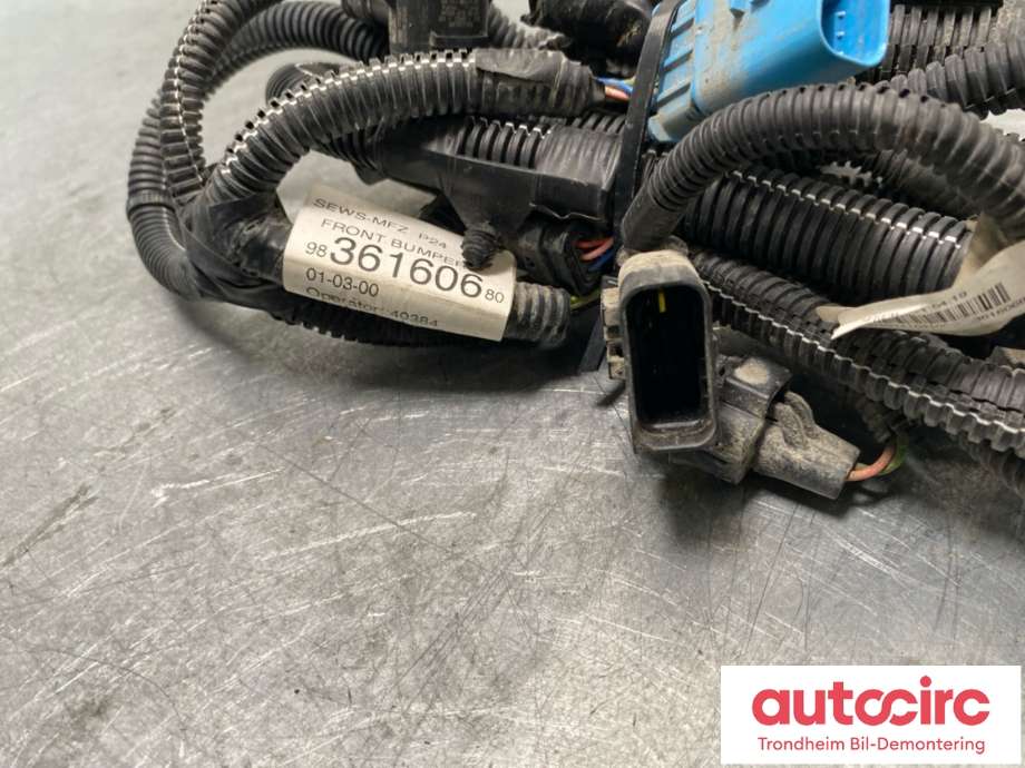 Parkeringssensor foran til Peugeot e-2008 2019-->> (PSA|9836160680|9813348377XT|9813348377N9)