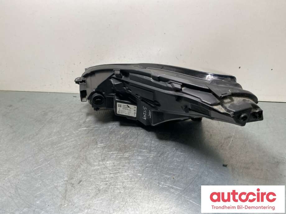 Frontlykt høyre full-LED til Tesla Model Y 2021-2024 (Type I)  (HELLA|1514953-10-D|)