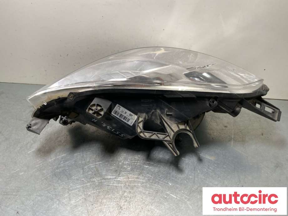 Frontlykt høyre halogen til Peugeot Partner 2008-2015 (Type II, Fase 1)  (9682829280|6206K4|)