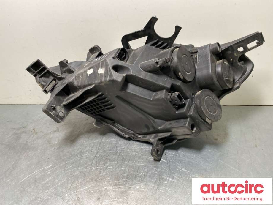 Frontlykt høyre halogen til Peugeot Partner 2008-2015 (Type II, Fase 1)  (9682829280|6206K4|)