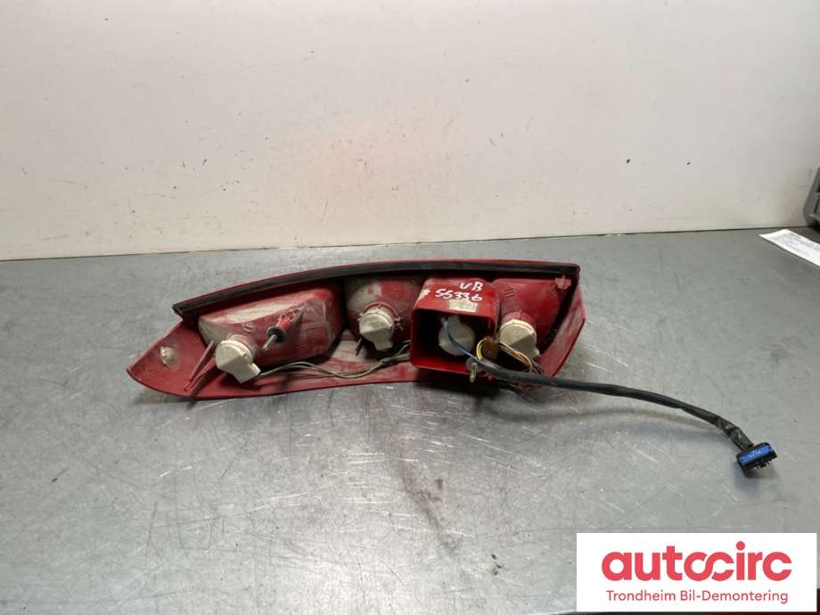 Baklykt venstre til Peugeot 807 2003-2009 (6350 Y4|)