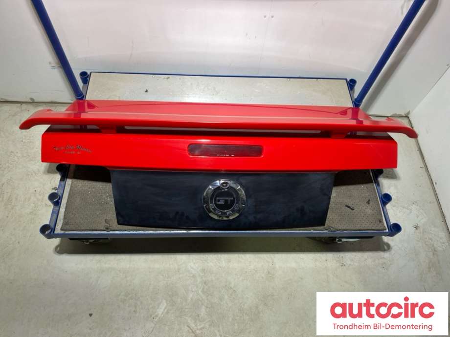 Bakluke sedan til Ford Mustang, 2005-2014 (5R3Z6340110AA)