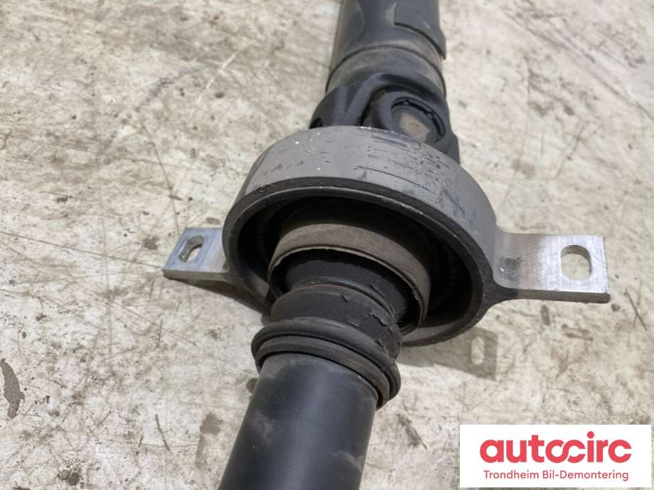 Mellomaksel bakre til BMW X5 2013-2018 (F15) (F15) (26 10 7 636 785|)