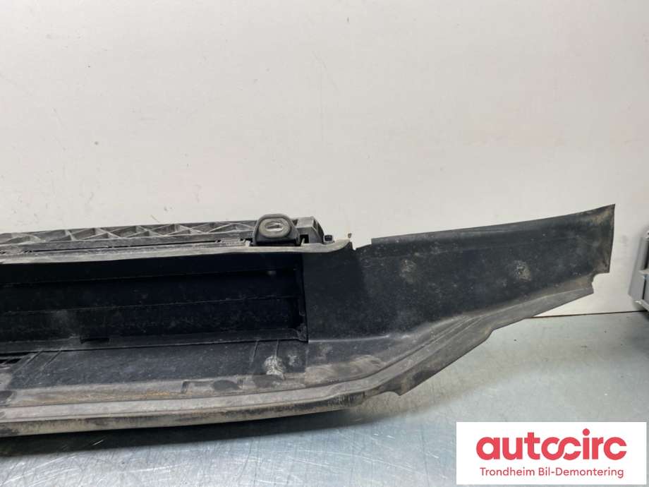 Frontplate nedre til Audi e-tron 2018-->> (4KE 121 223|)