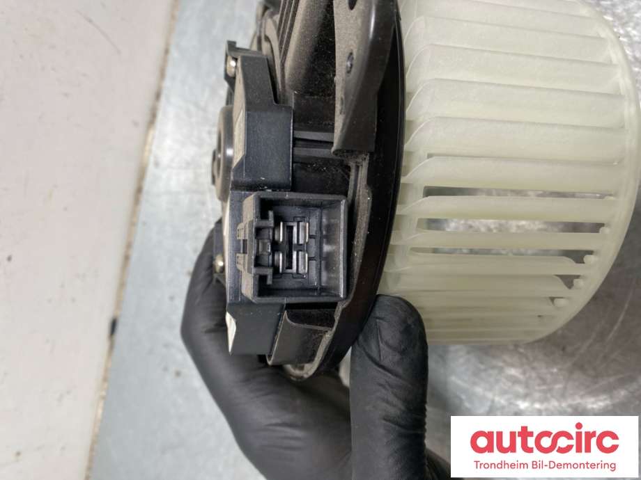 Varmeapparat motor til Tesla Model Y 2024-->> (Type II)  (1539475-00-A|1539475-00-B|1539475-10-A|1539475-20-A|1679899-00-A)