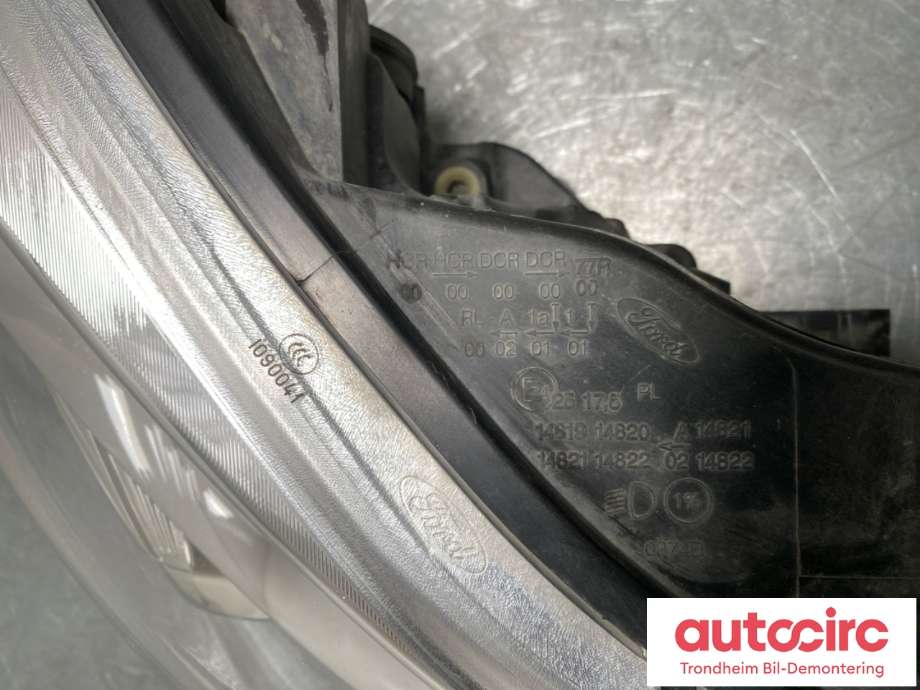 Frontlykt høyre xenon til Ford Focus 2011-2014 (Type III, Fase 1)  (2004298|BM51-13005-JB|)
