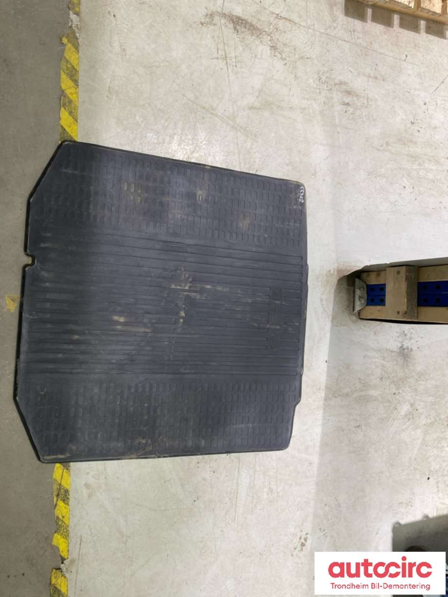 Bagasjerom teppe/gulvplate til Škoda Fabia 2014-2021 (Type III) (DCD 720 001|)