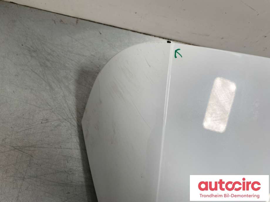 Spoiler bakluke til Audi e-tron 2018-->>  (4KE 827 933|)