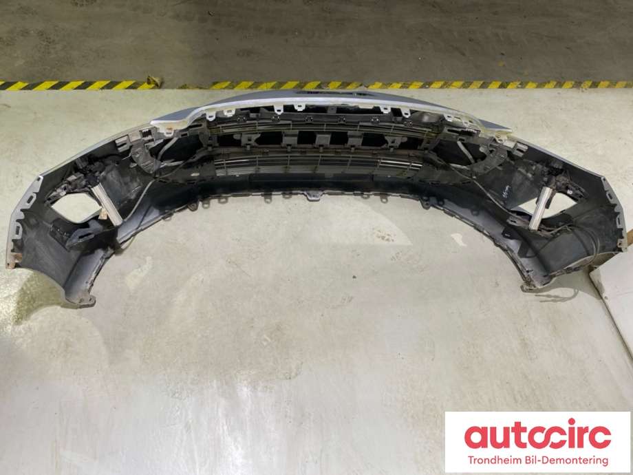 Støtfanger foran til Peugeot 308 2007-2011 (Type I, Fase 1)  (7401 LV|)