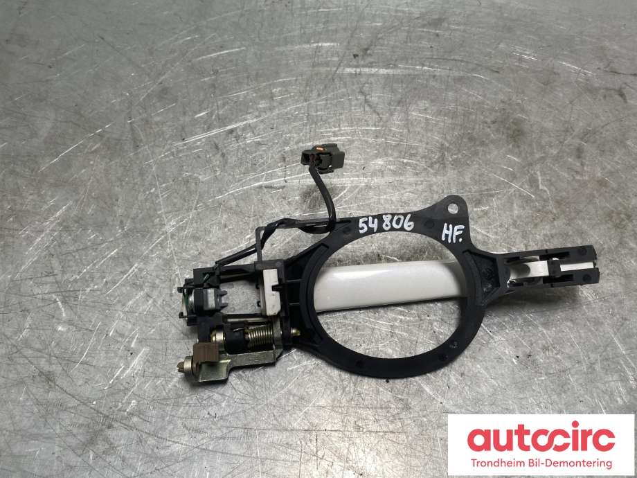 Dørhåndtak utv høyre foran til Mitsubishi Outlander 2015-->> (Type III, Fase 2) (80610W020P|5716A014WB|)
