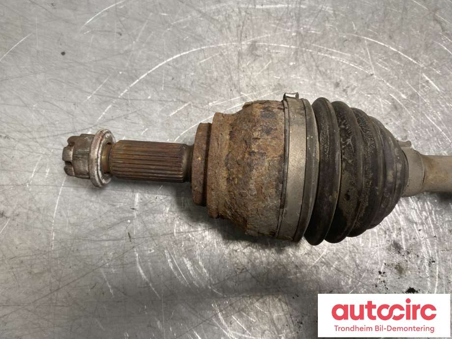 Drivaksel venstre foran, diesel/manuell til Mitsubishi Outlander 2010-2012 (Type II, Fase 2)  (3815A075|)