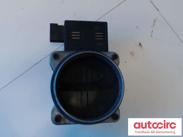 Luftmengde/luftmassemåler til Saab 9-3 1998-2002 (Type I) (SAAB|9173386C|)