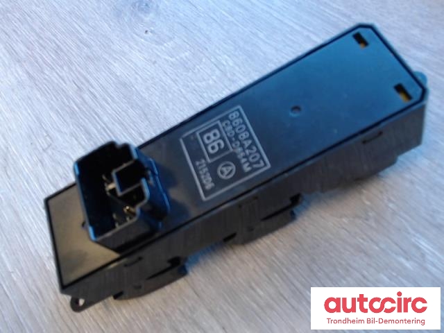 Bryter ruteheis førerdørspanel til Peugeot 4008 2012-2017  (..|8608A207|C8D-D654M|1607941580)