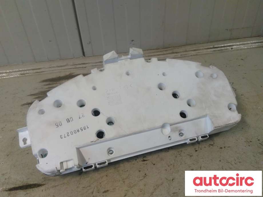 Instrumentpanel til Volvo S40 2004-2007 (Type II, Fase 1)  (VOLVO|8602844|30710071|)