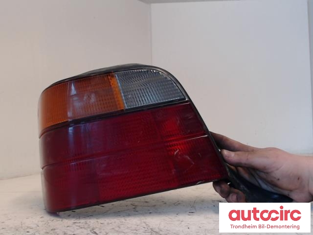 Baklykt venstre til BMW 3-Serie 1991-2000 (E36) (E36) (BMW|8371933|8371941|63218371941)