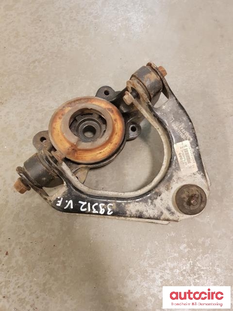 Bærebru venstre foran øvre til Chrysler Sebring 2001-2007 (Type II) (MED BRAKETT|4764409AB|4764553AC|)