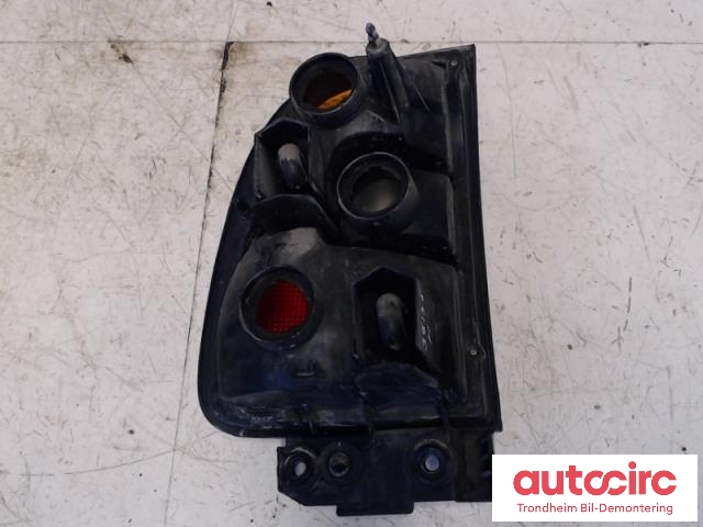 Baklykt høyre til Toyota RAV4 1994-2000 (Type I)  (..|8155042020|81550-42020|8155042010)