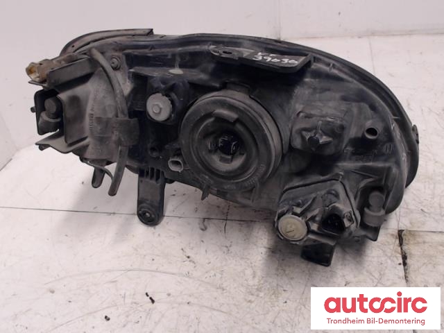 Frontlykt venstre halogen til Suzuki Baleno 1999-2003 (Fase 2)  (KOITO|3532065G30|35320-65G30|100-32617)