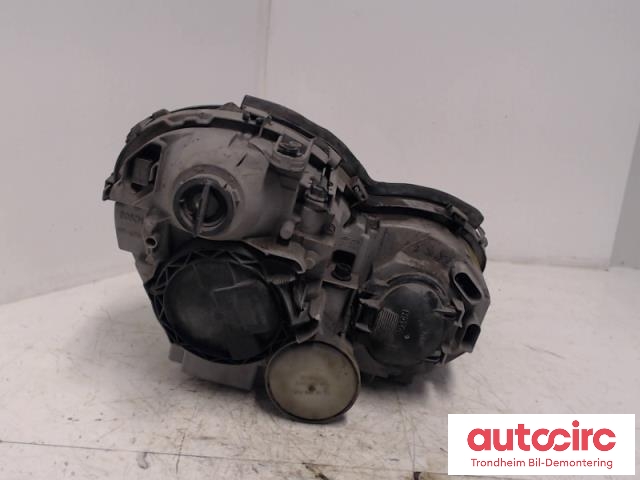 Frontlykt venstre halogen til Mercedes C-Klasse 2000-2004 (Fase 1) (W203) (W203) (BOSCH|A2038200161|A 203 820 01 61|0301166201)