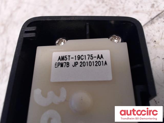 Antenne navigasjon til Ford Mondeo 2011-2014 (Type IV, Fase 2)  (..|AM5T-19C175-AA|AM5T-19C175-AC|1876356)