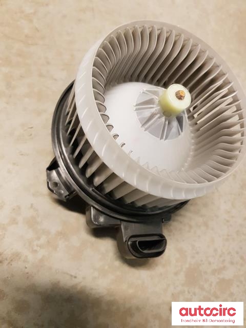 Varmeapparat motor til Toyota Avensis 2015-2019 (Type III, Fase 2)  (DENSO|87103-02150|8710302150|AV272700-8105)