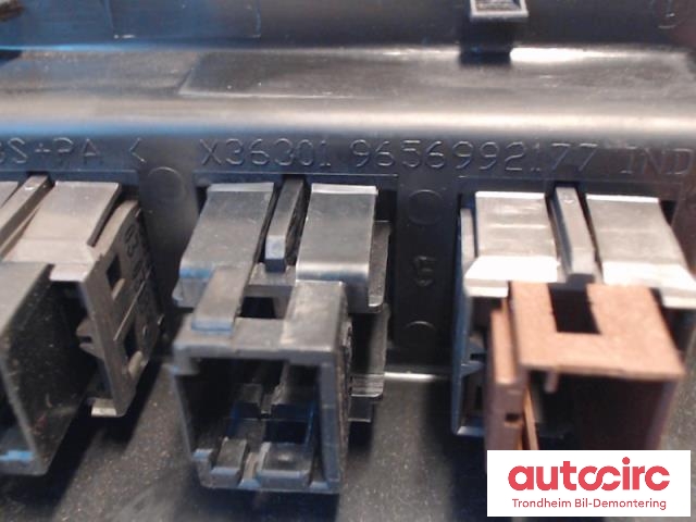 Viskermotor bakrute til Peugeot 207 2006-2012  (BOSCH|9652418780|0390201813|6405AN)