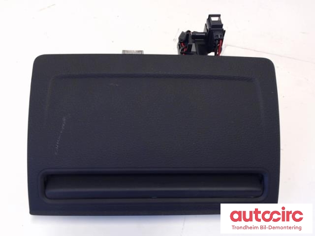 Bilstereo navigasjon skjerm til Audi A3 2016-2020 (Type III, Fase 2)  (ALPINE|8V0857273M|QFAD306B|)