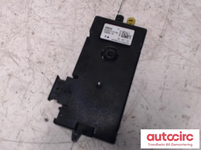 Antenne forsterker til BMW 3-Serie 2012-2018 (F30/F31/F34) (F30/F31/F34) (..|AV9231175 06|10859410|65209231175)