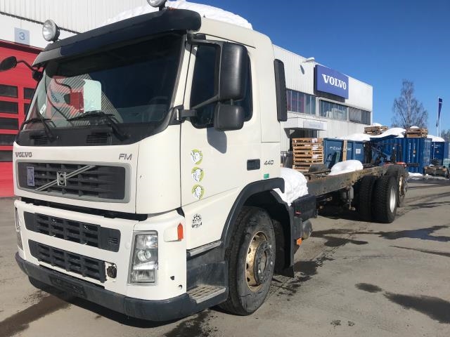 Lastebil Volvo FM 2002-2008 (Versjon 2) (Versjon 2), Motorkode: D13A420, Girkassekode: AT2512C